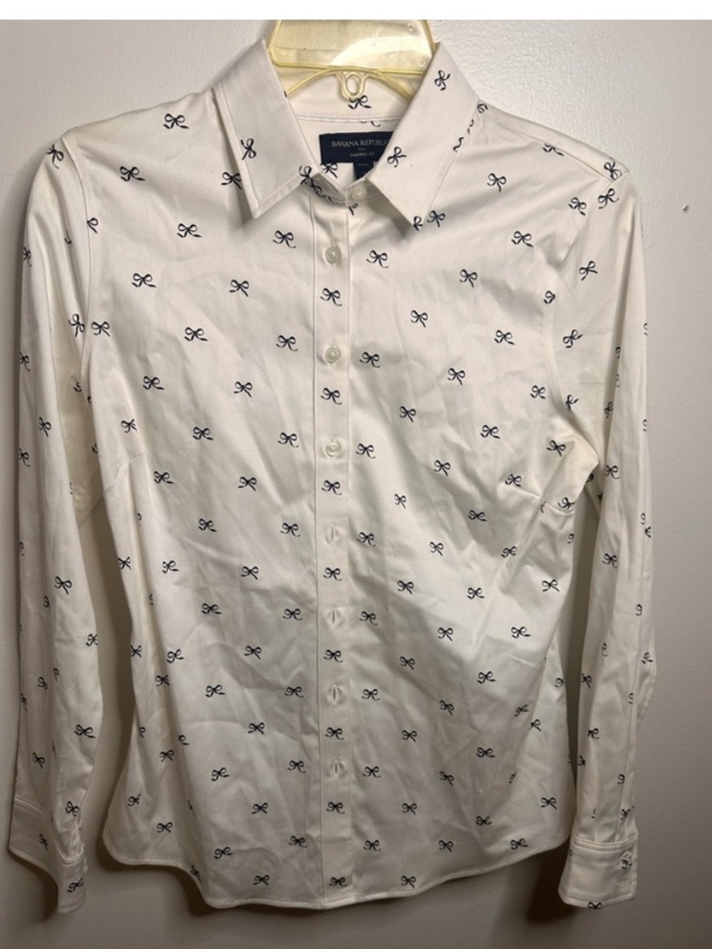 Banana Republic tailored fitted women’s size 8 shirt NEW!